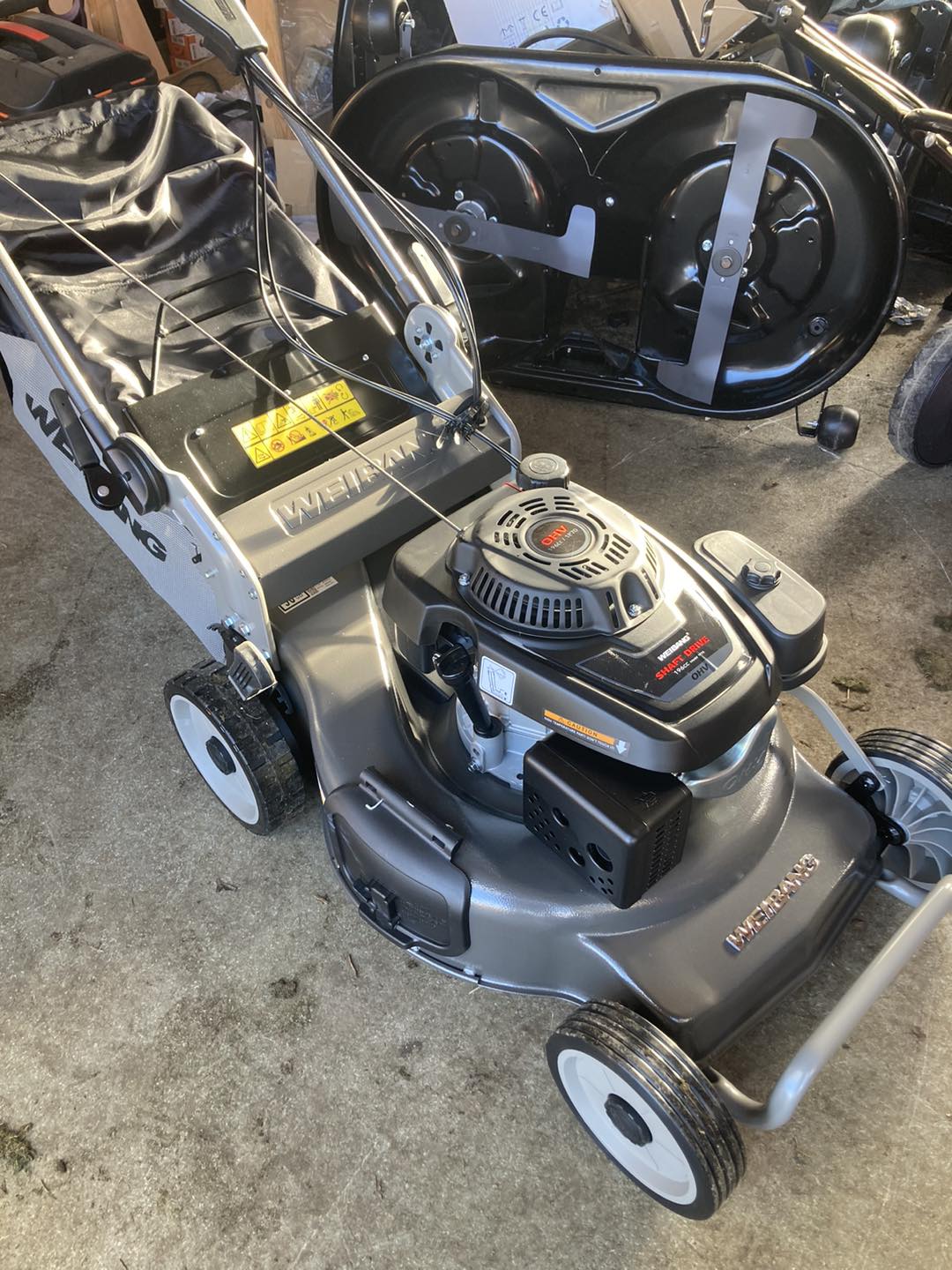 Lawn mower gallery image 13